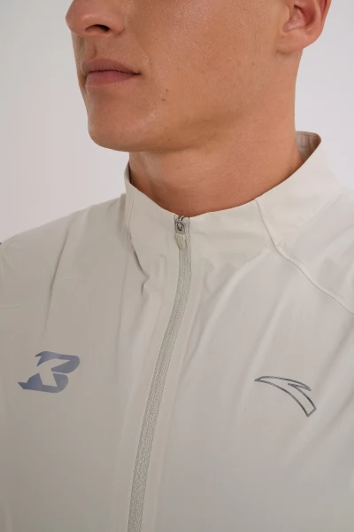 ����� Anta RUNNING Woven Vest