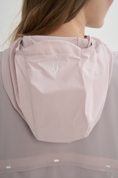 �������� Anta RUNNING Woven Track Top