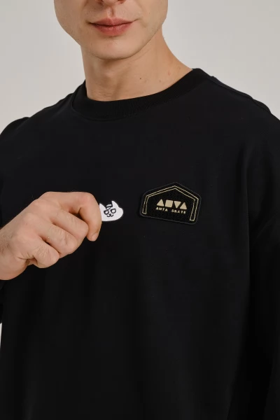 ������� ANTA SKATER'S FAMILY Sweatshirt