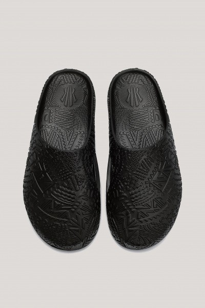 ������ ANTA HELA SLIDE