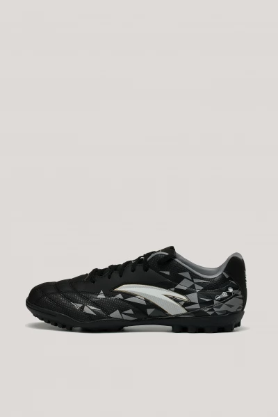 ����� ANTA Soccer boots