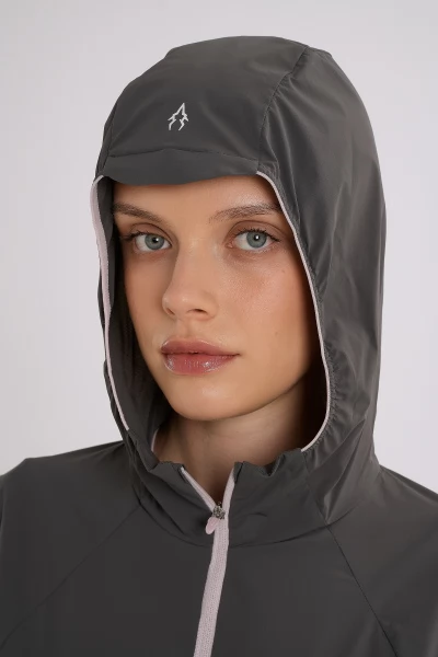 �������� Anta RUNNING Woven Track Top