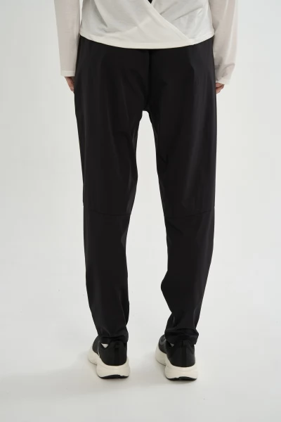 ����� ����������� Anta RUNNING Woven Track Pants