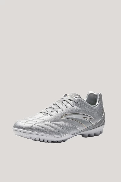 ����� ANTA Soccer boots