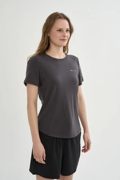 �������� Anta RUNNING SS Tee