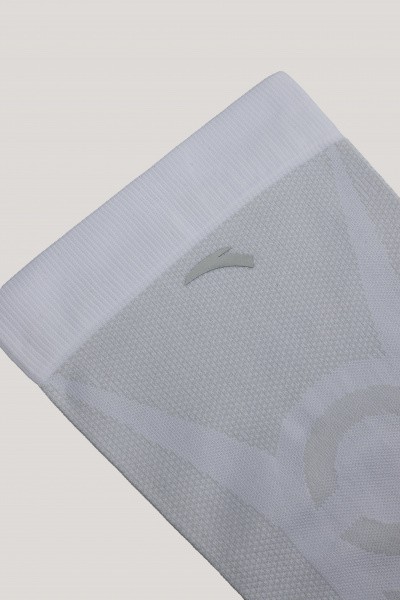 ������ �� ������ ANTA Knee Sleeve