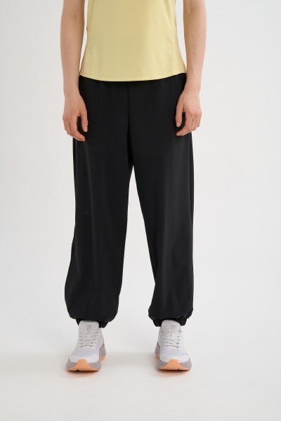 ����� ����������� Anta TRN-ESSENTIAL Knit Track Pants