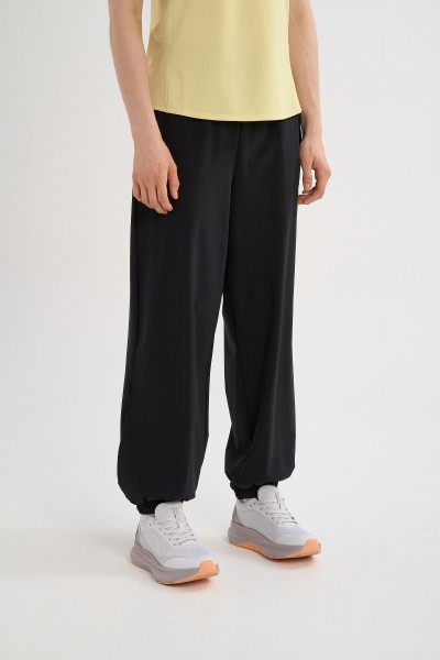����� ����������� Anta TRN-ESSENTIAL Knit Track Pants