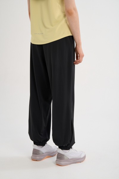 ����� ����������� Anta TRN-ESSENTIAL Knit Track Pants