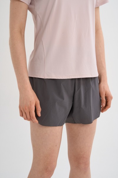����� ����������� Anta RUNNING Woven Shorts
