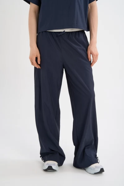����� ����������� Anta COMMUTE Woven Track Pants