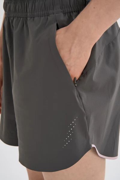 ����� ����������� Anta RUNNING Knit Shorts