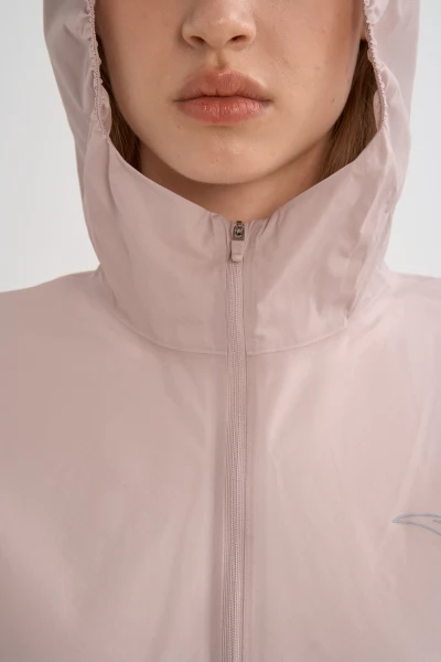 �������� Anta RUNNING Woven Track Top