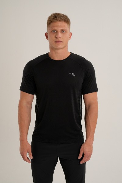 Купить футболку ANTA ANTA RUNNING SS Tee (852625111-4) в интернет-магазине Anta-sport.ru