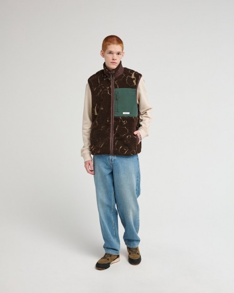 ����� LAKE SHERPA VEST