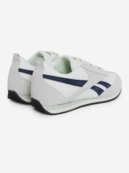 ���� REEBOK R100