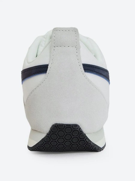 ���� REEBOK R100
