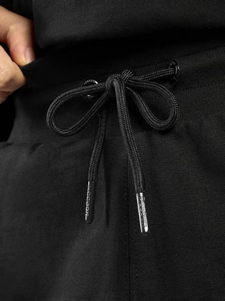 ������� ����� STUDDED LOGO SHORTS