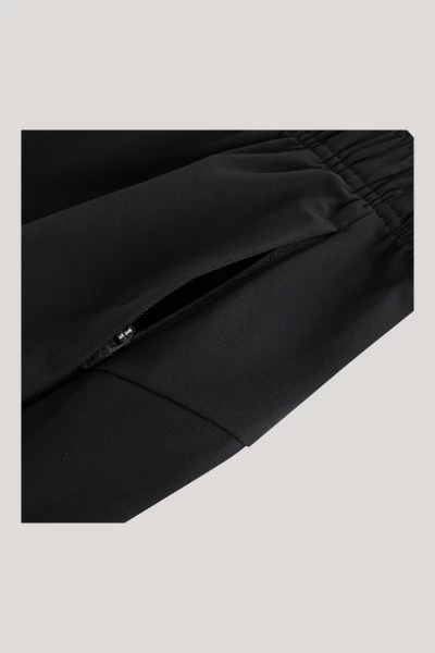 ����� ����������� Anta TRN Knit Half Pants
