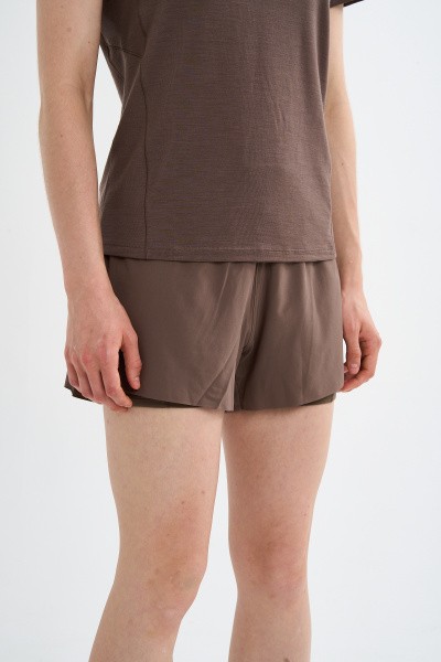 ����� ����������� Anta RUNNING Woven Shorts
