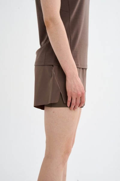 ����� ����������� Anta RUNNING Woven Shorts
