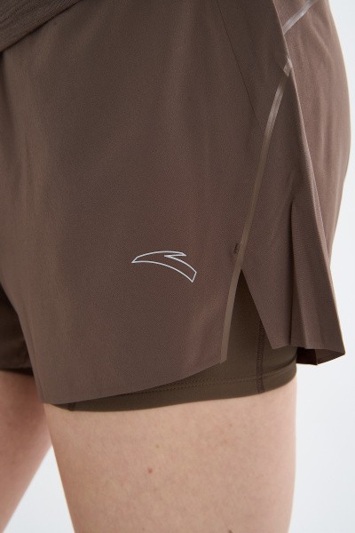����� ����������� Anta RUNNING Woven Shorts