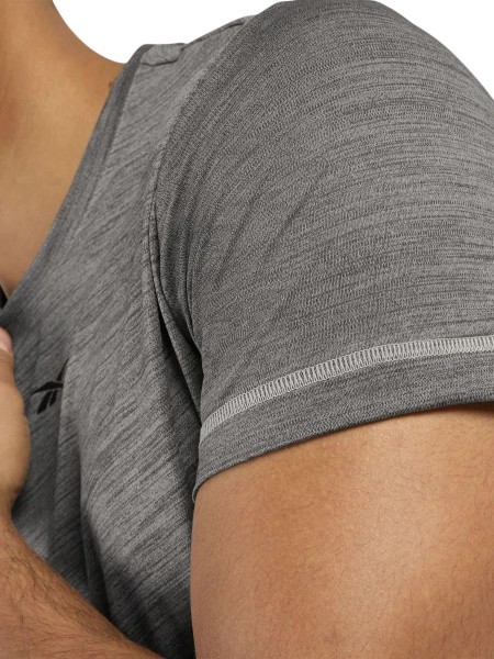 �������� ID TRAIN MELANGE TECH TEE