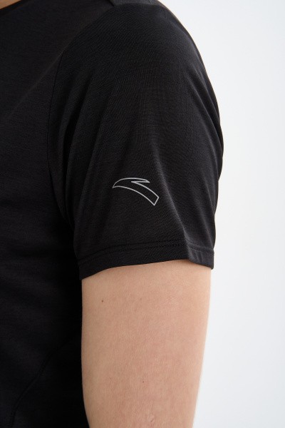 �������� Anta RUNNING SS Tee
