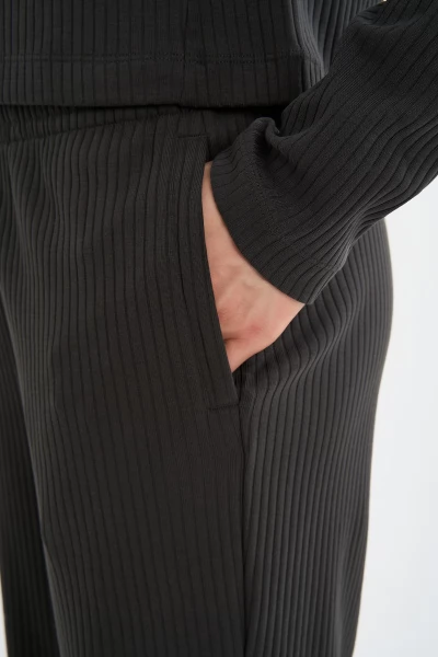 ����� ����������� ANTA COMMUTE Knit Track Pants
