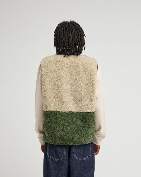 ����� LAKE SHERPA VEST