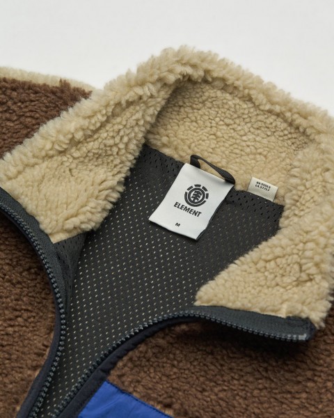 ����� LAKE SHERPA VEST