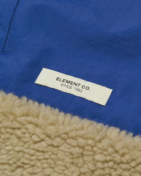 ����� LAKE SHERPA VEST