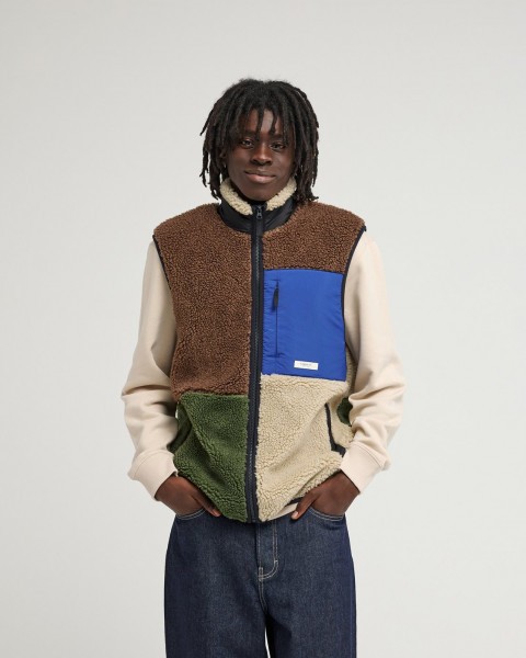 ����� LAKE SHERPA VEST