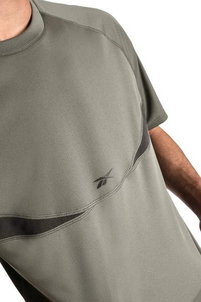 �������� RBK.B WARM UP TEE