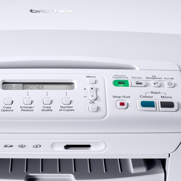 ������� �������� ��� Brother DCP-195C �4, 33 ���/��� �����-�����, 27 ���/��� ������� ������ (6000 x 1200 dpi)