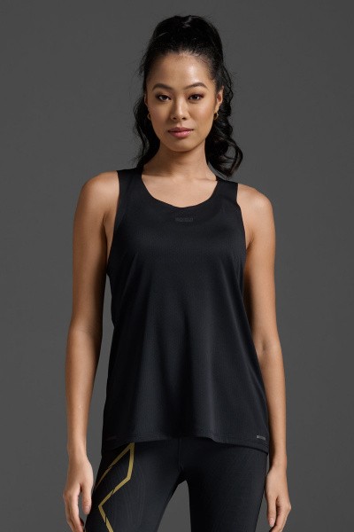 ������� ����� 2XU Light Speed Tech Singlet � �������������� ���