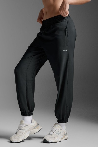 �������� Aero Hi-Rise Woven Jogger
