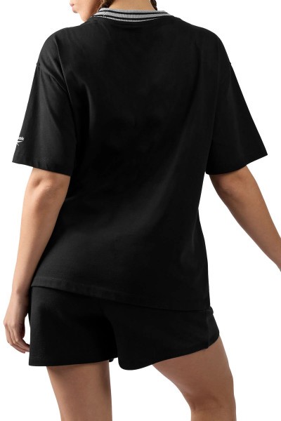 �������� LAWN CLUB T-SHIRT