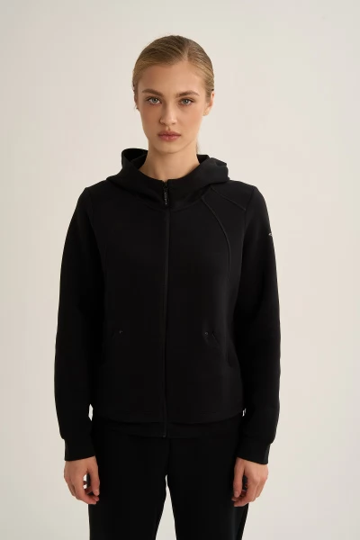��������� �� ������ ANTA TRN Knit Track Top