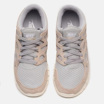 Nike free 2025 run beige