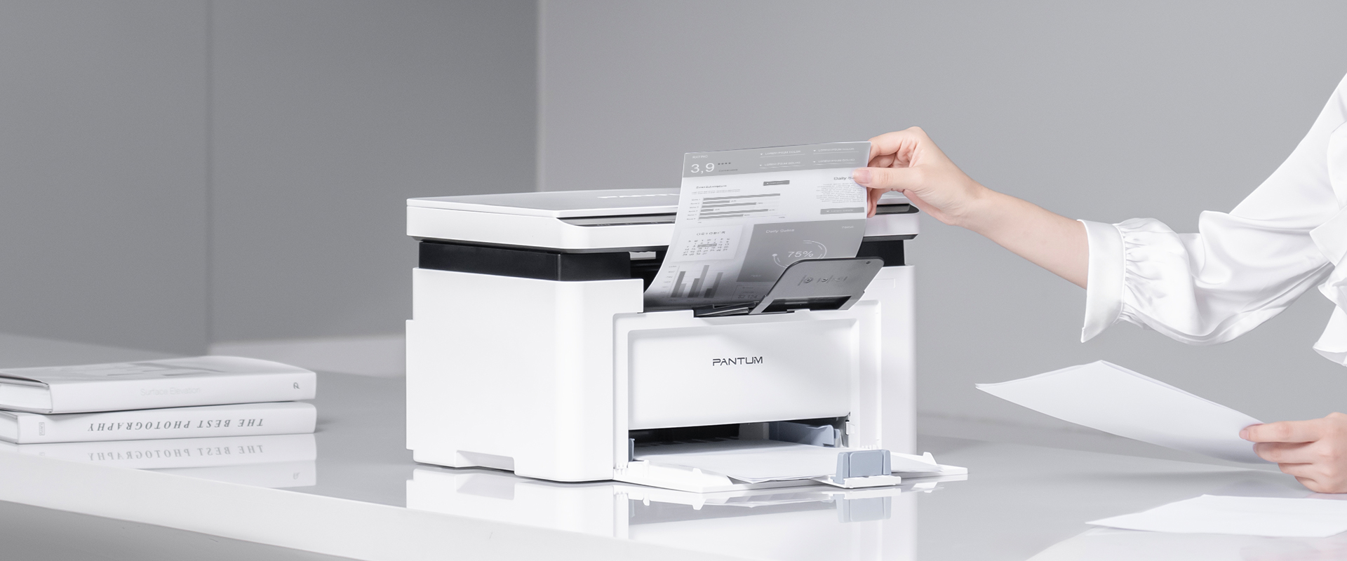 МФУ Pantum BM2300, компактный корпус